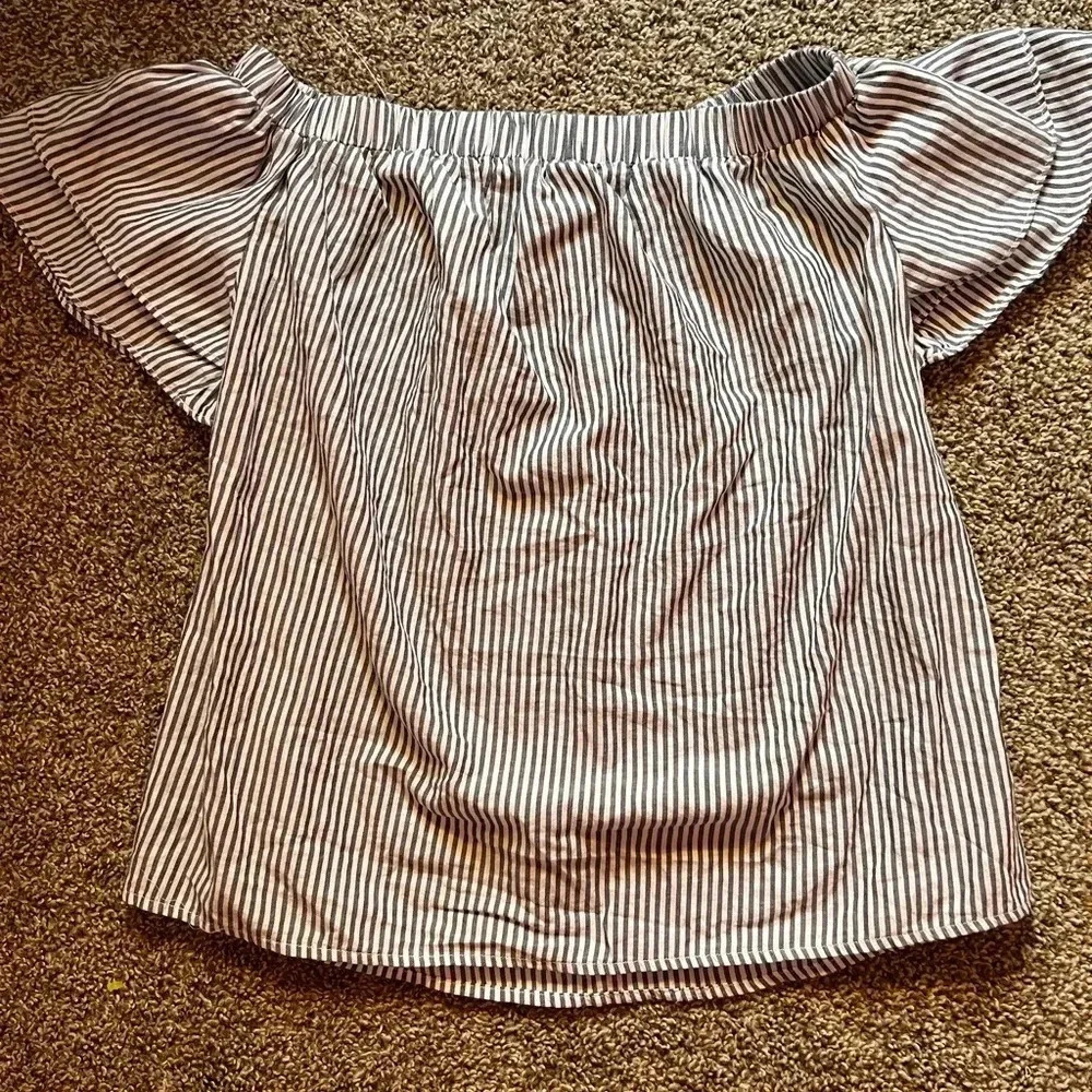 OldNavy top